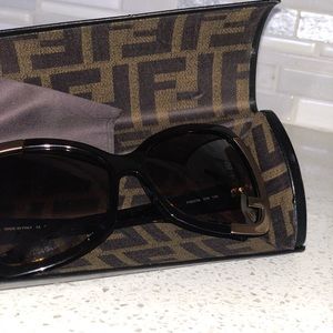 FENDI SUNGLASSES